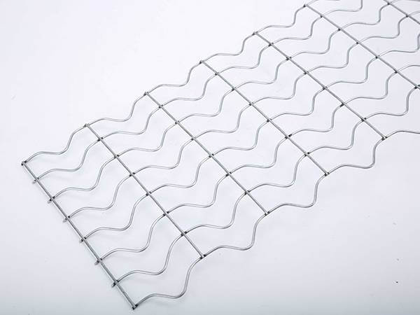 The side view of CWC mesh with 8 line wires