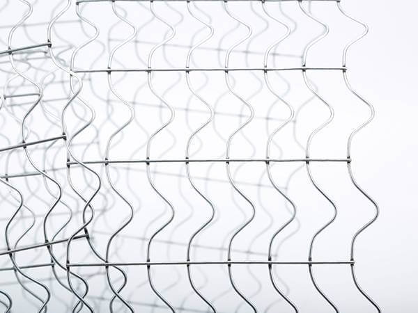 The overview of CWC mesh with 8 line wires